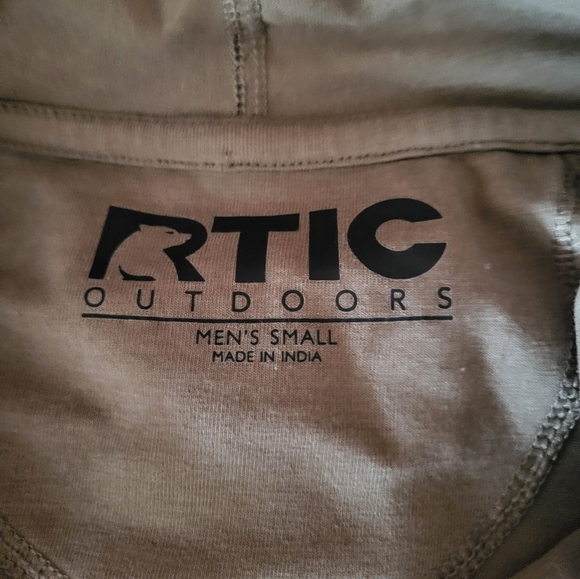 Men RTic Outdoors Pull Over Tshirt  Size Small - Picture 4 of 6
